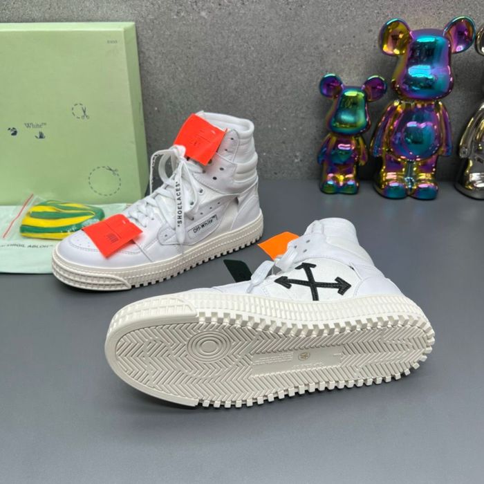 Off White Court 3.0