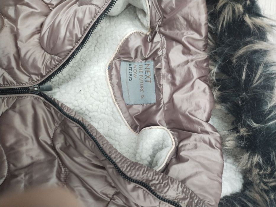 Куртка. Next 5/6лет