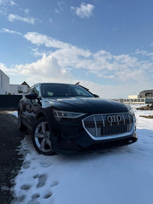 Audi E-tron 55 quattro