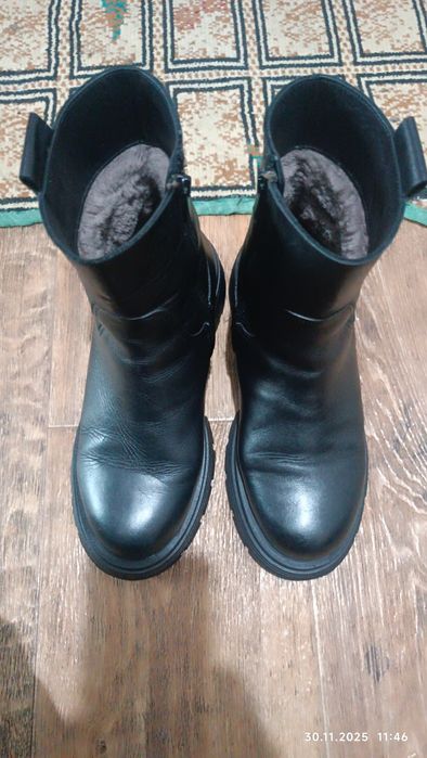 Сапожки женские кожанные