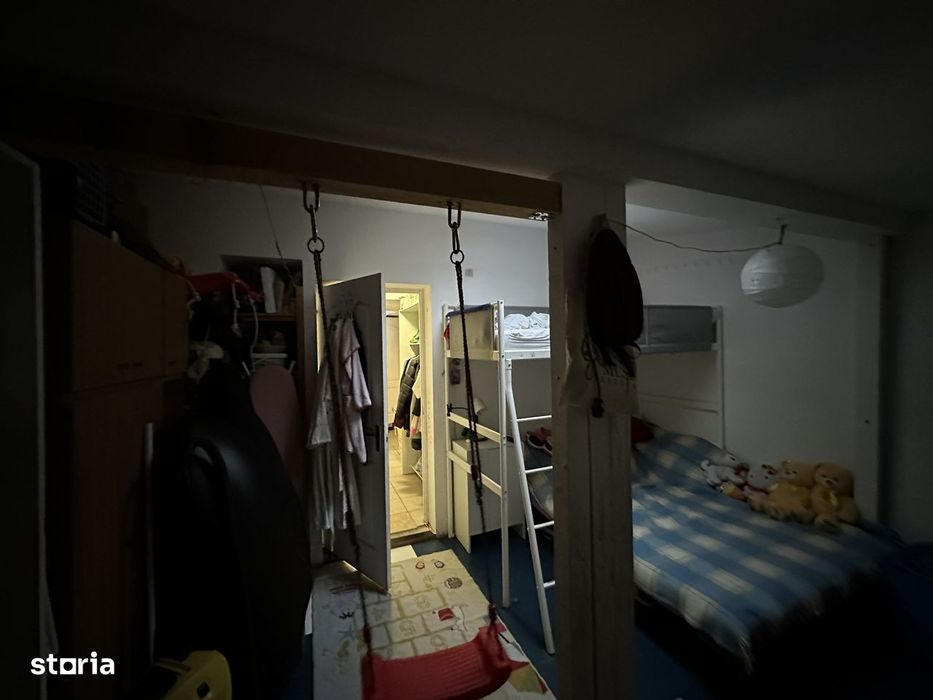 Apartament in vila interbelica, curte, strada linistita Tineretului