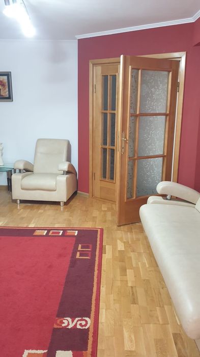 Apartament 3 camere de închiriat Brăila