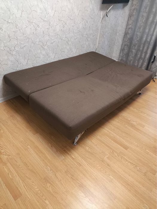 Продам диван не дорого