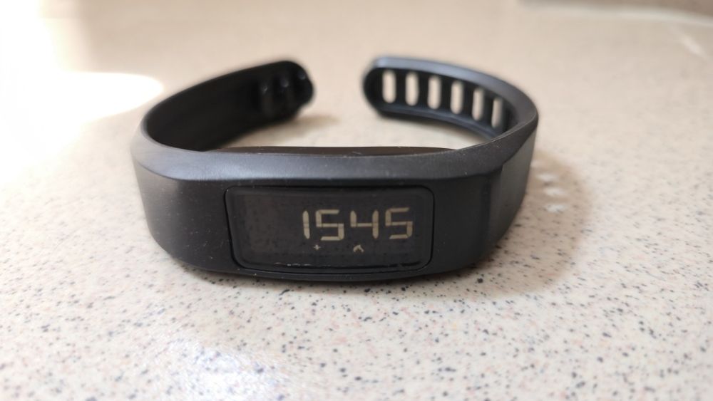 Фитнес гривна Garmin Vivofit 2