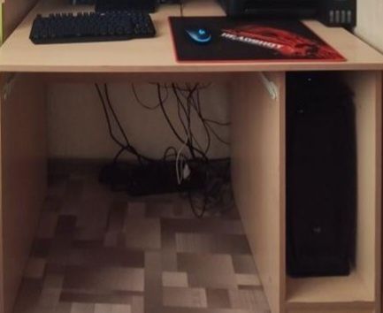 Б/у детская мебель шкаф и стол