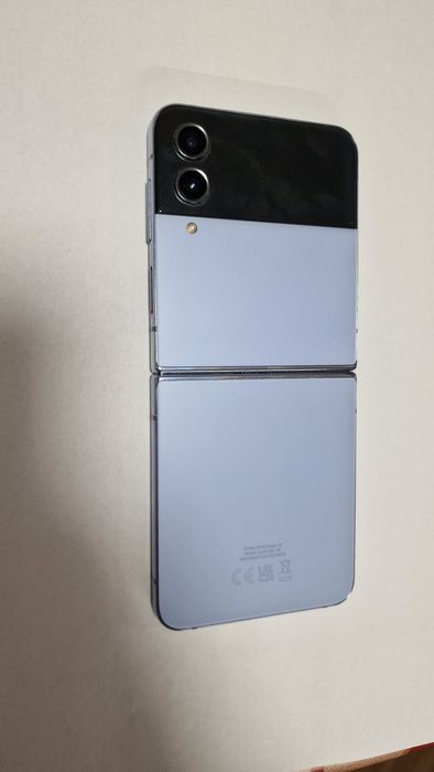 Samsung galaxy z flip 4 128gb