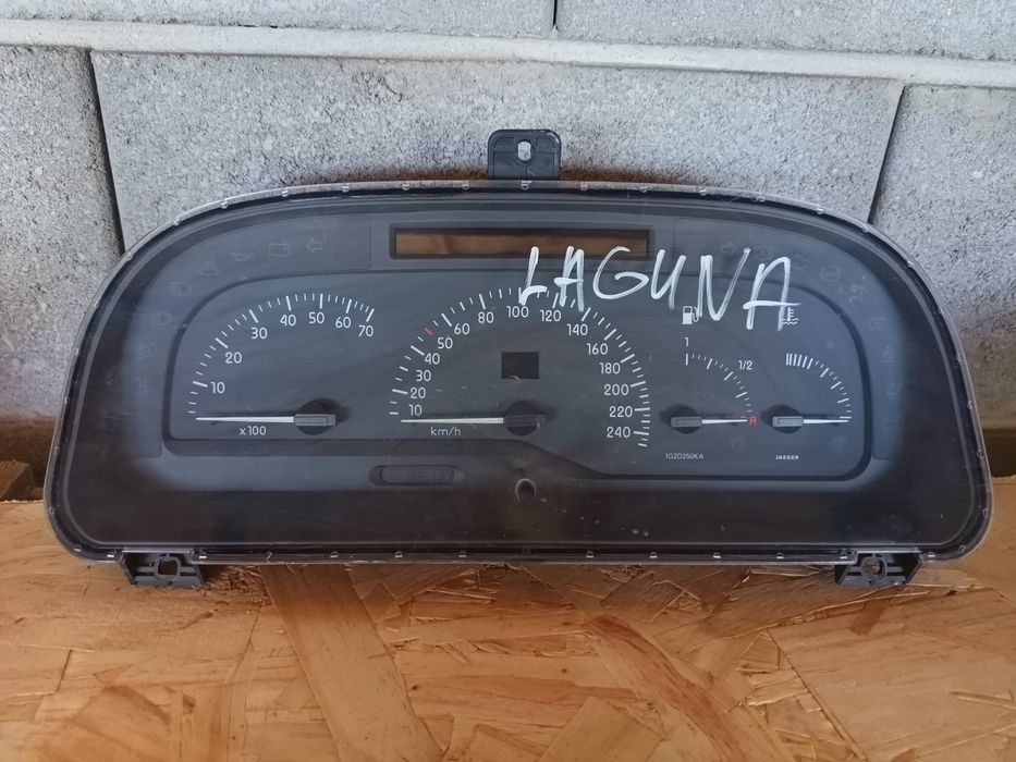 Километраж за renault laguna 1 бензин