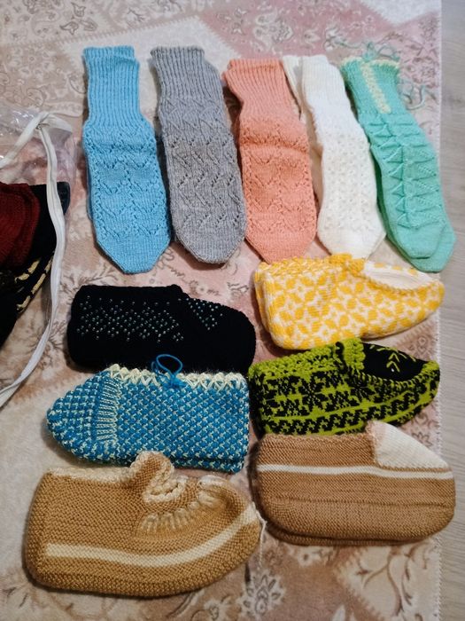 Плетени чорапи, терлици и елеци