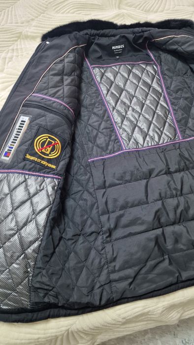 Куртка зимняя продаётся