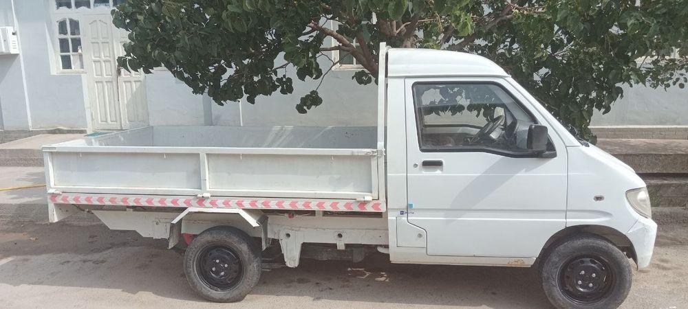 Хитой Лабо сотилади