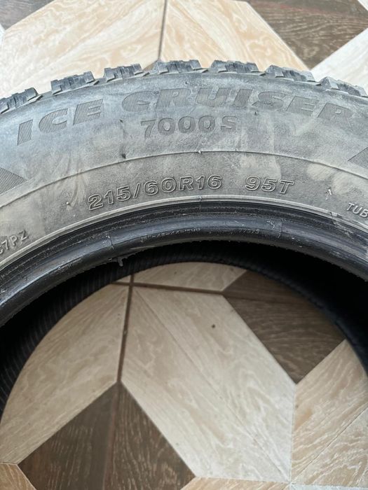 Продам шины, покрышки, боллоны.