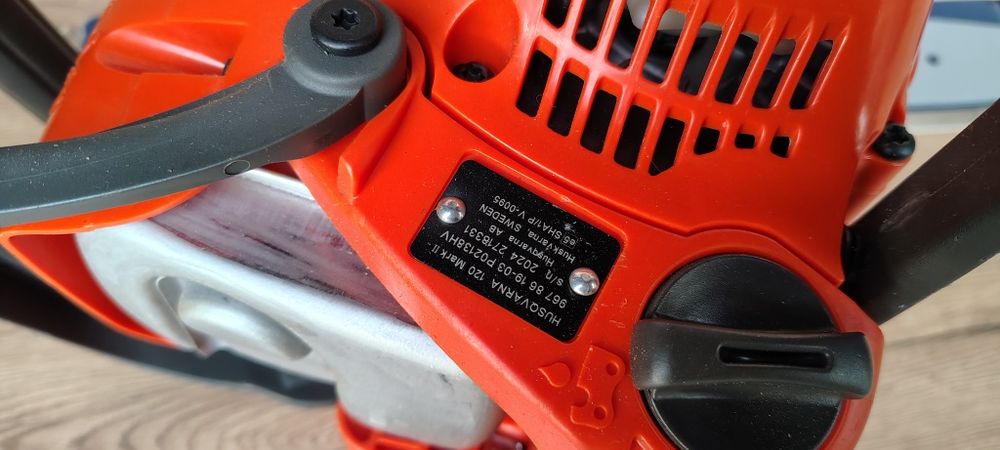 Drujba Husqvarna 120 noua.originala.. Atentie nu am lant !