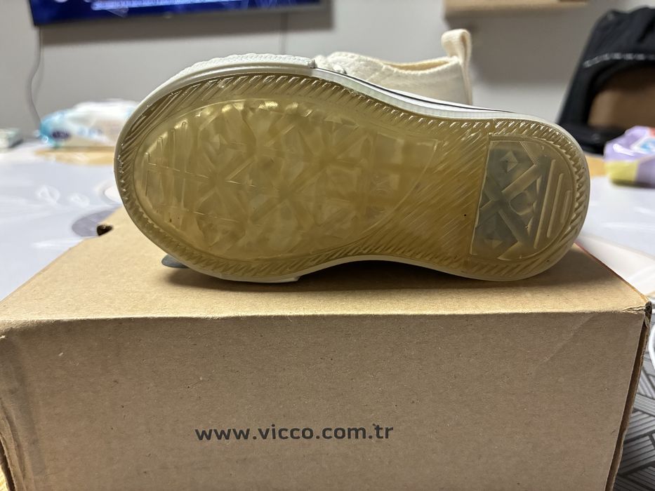 Бебешки/Детски обувки номер 18 и 20