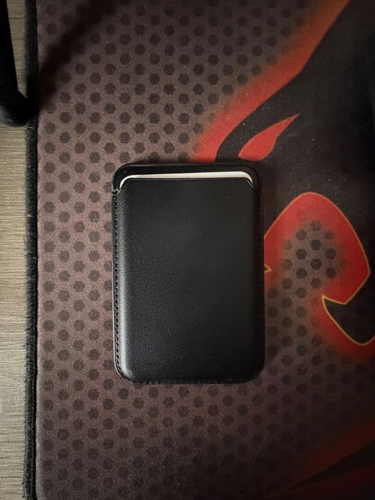 Магнитен Картодържач за телефон (magsafe cardholder)