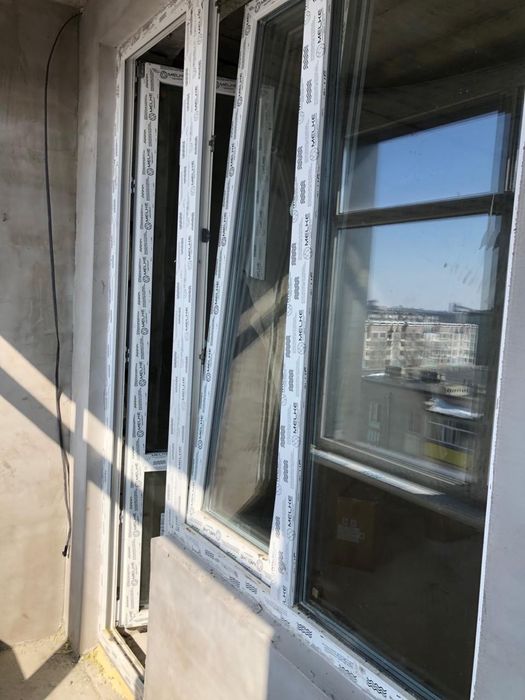 Пластиковые двери