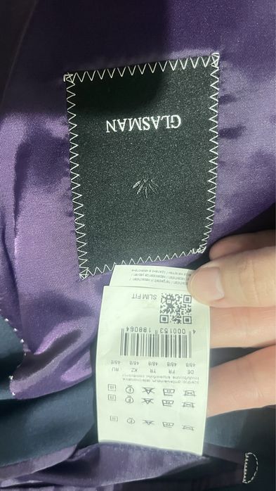 Продам брючные костюмы