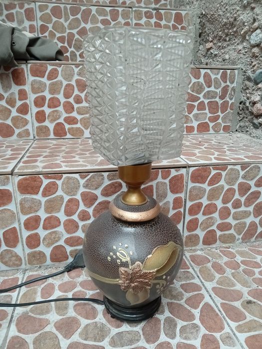 Светильник оригинальный.