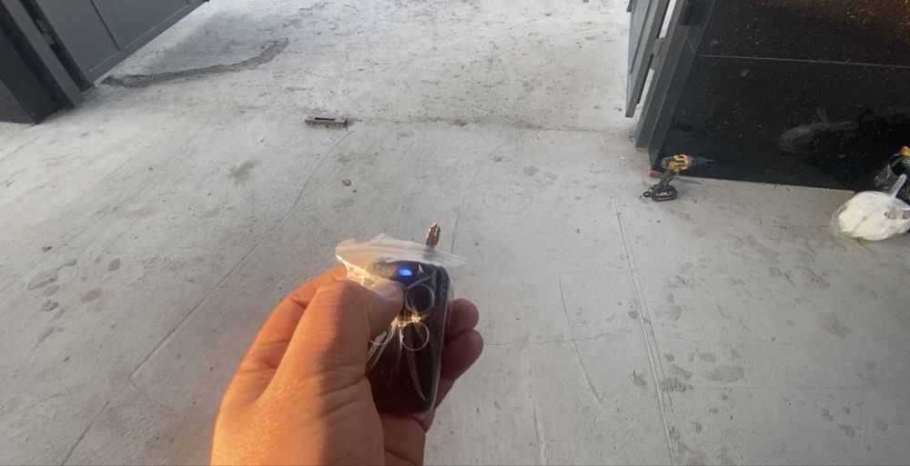 Установка автоматически ворота.