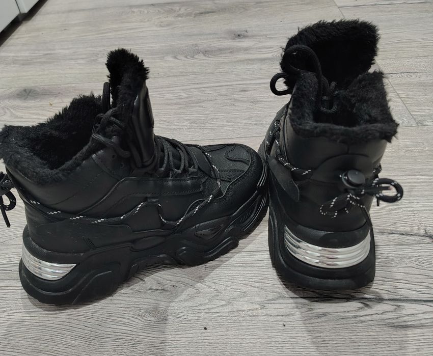 Bocanci îmblăniți stil adidas unisex