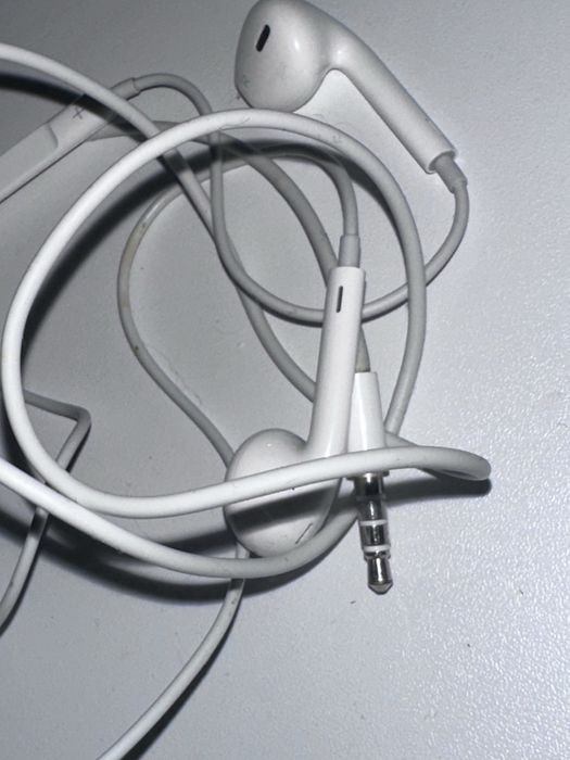 Оригинальные наушники