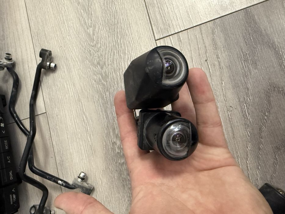 Камера перед и задняя