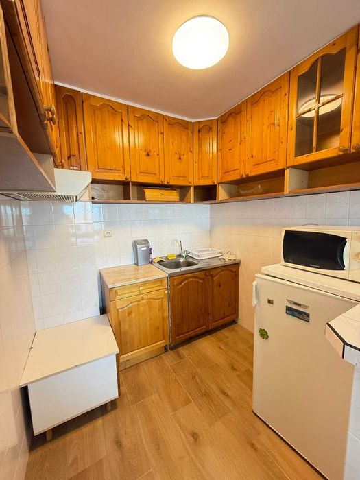 Дава се под наем Двустаен апартамент в Бургас, Възраждане - 60 кв.м за 346.8 € - Снимка #2