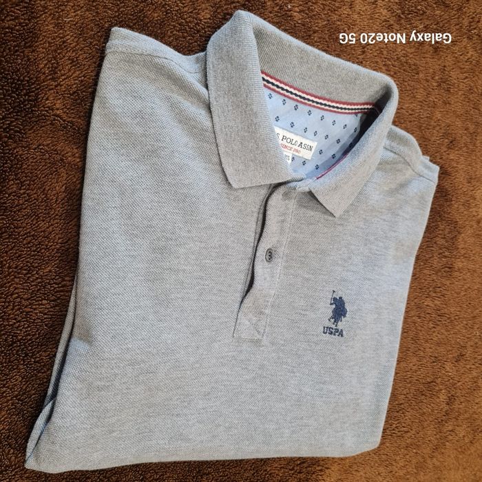 Bluza Polo ideala scoala