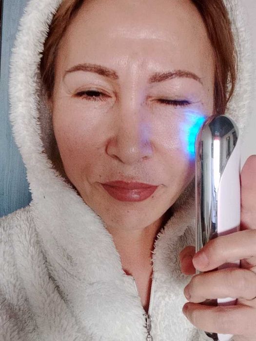 Миостимулятор многофункциональный для лица