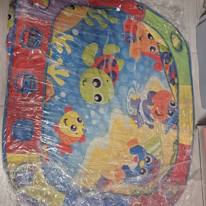 Активна гимнастика Playgro - Басейн, с 30 топки