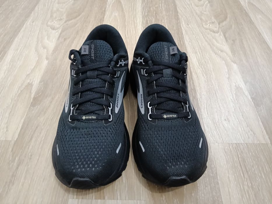 Adidași Brooks Ghost Gore Tex  mărimea 39