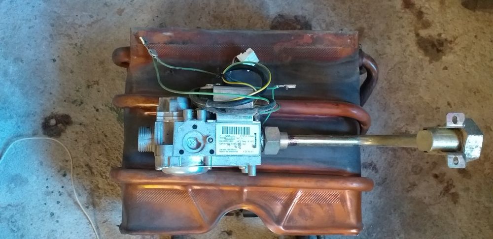 Vand piese centrală bosch junkher ZW23