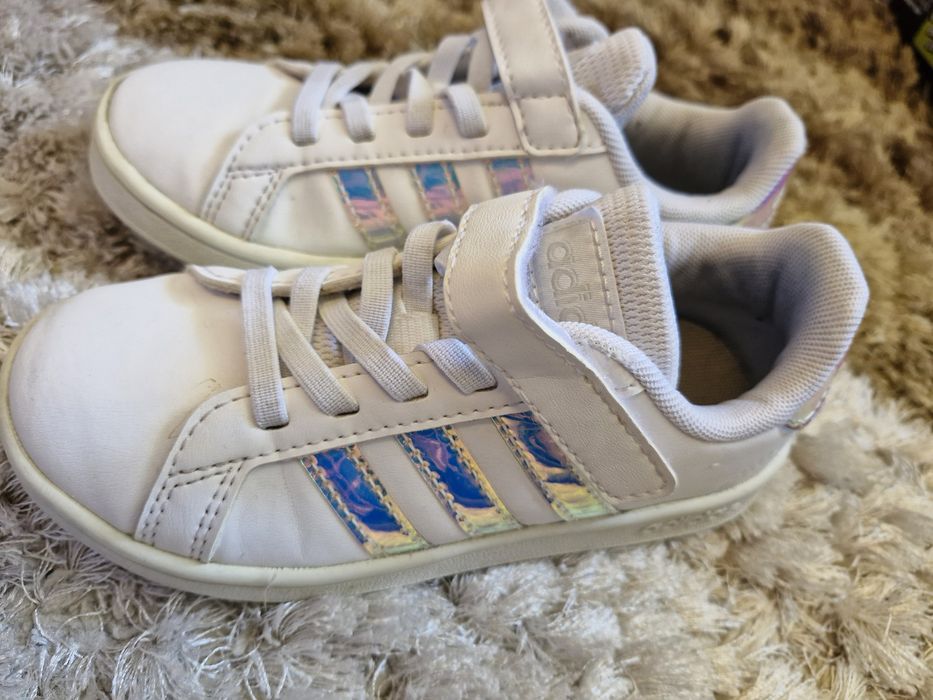 Adidasi cu velcro 28