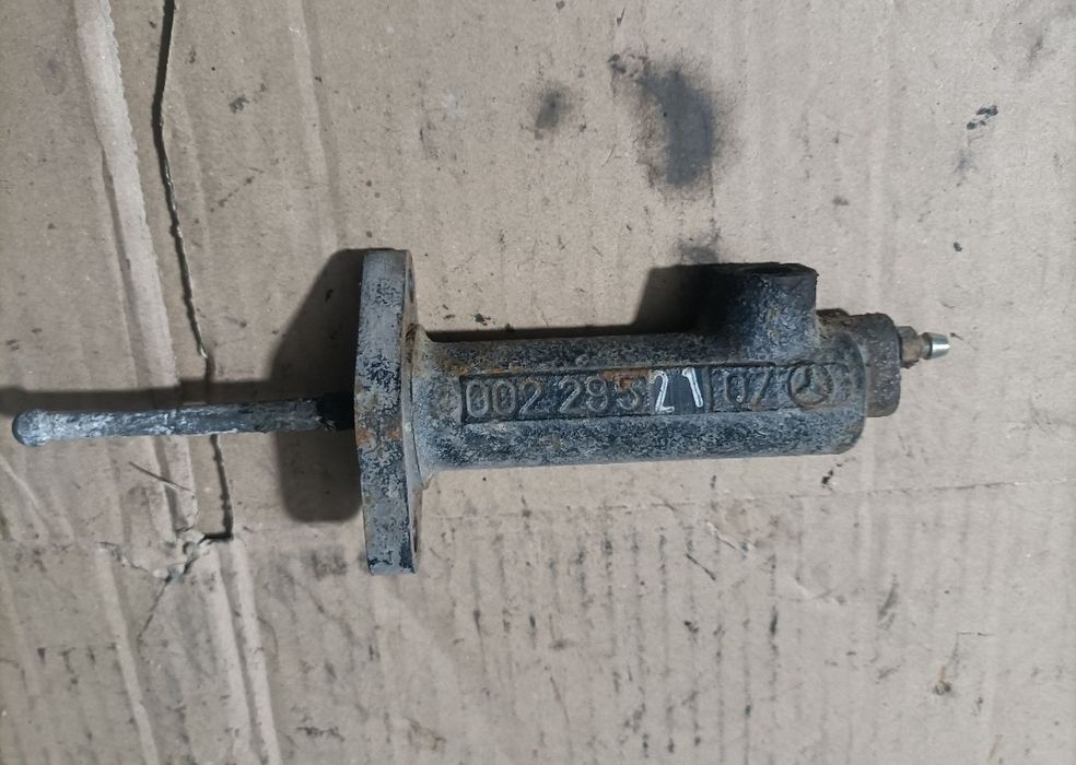 Pompă : sprinter LT vario,asigur expedierea coletului avantajos la ori