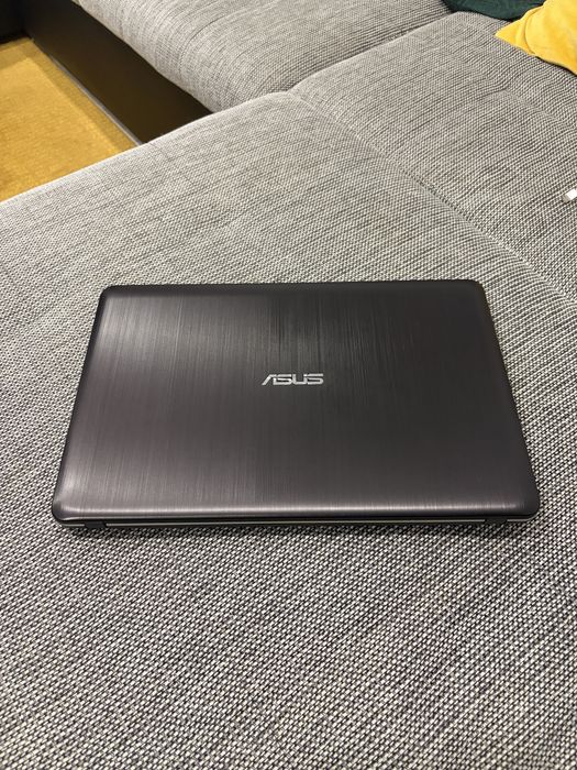Laptop ASUS X540L – Intel Core i3 / 4GB RAM / 500GB HDD / 15.6”