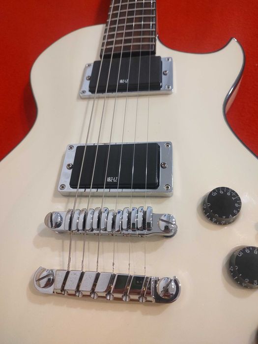 Електрическа китара Ibanez