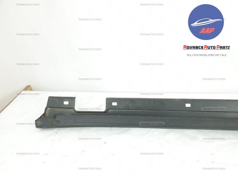 Mercedes-Benz ГЛА-Клас / Mercedes-Benz GLA-Class Оригинален ляв праг в