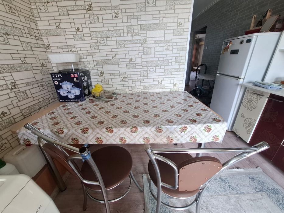 Кухонный гарнитур стол стулья