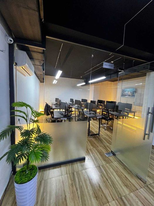 Цоколь. Учебный центр. Лабзак. Абай круг. Аренда. Офис.