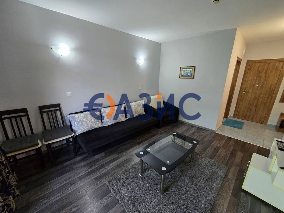Продава се Двустаен апартамент в к.к. Слънчев бряг - 62 кв.м за 1050 €/кв.м - Снимка #8