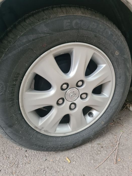 Продам комплект дисков с резиной R15