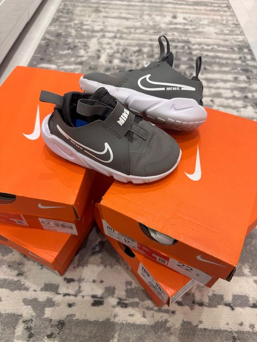 Маратонки Nike flex runner