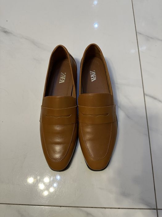 Продам женскую обувь