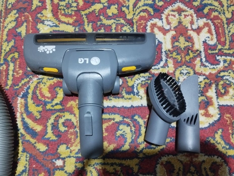 Продам пылесос LG