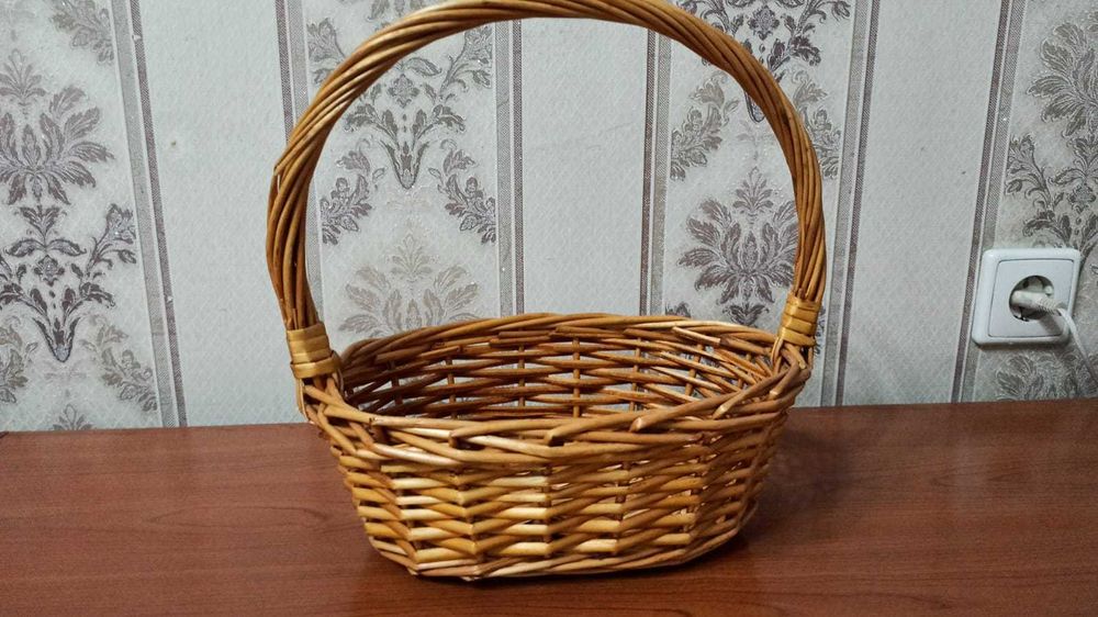 Корзинки плетеные