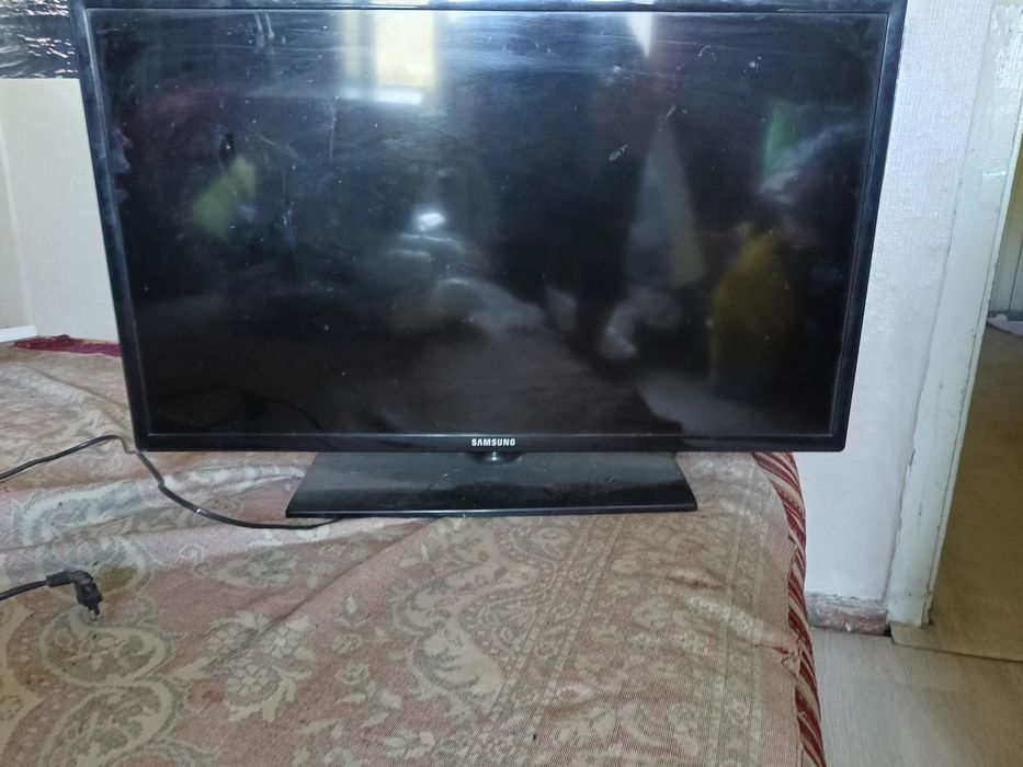 Продам машинку автомат б/у