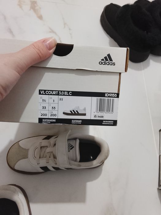 Adidasi pentru baieti