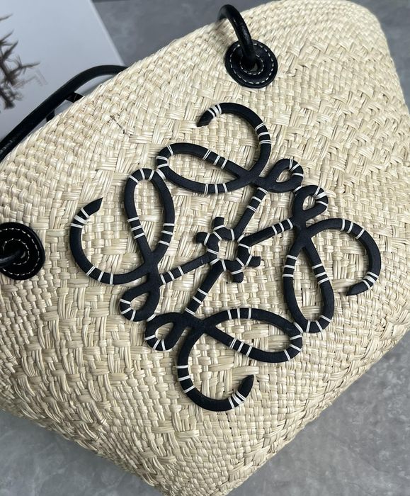 Geanta Loewe Anagram Basket 34cm, tip Premium