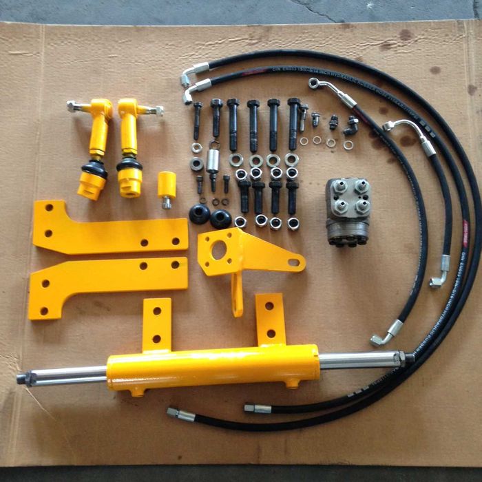 Servodirectie U650 cu danfoss Craiova • OLX.ro