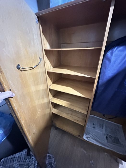 Шкаф настоящее дерево