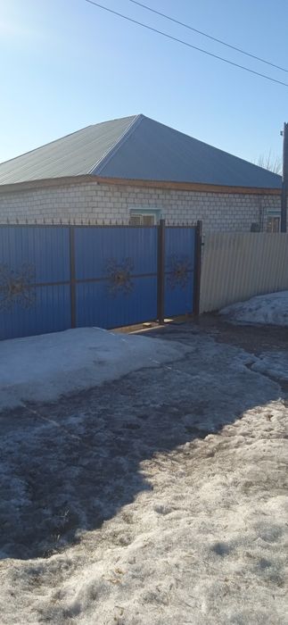 Продам дом в городе Шар